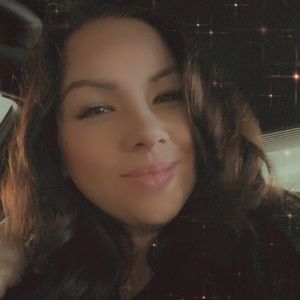 Meet your Posher, Desiree